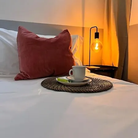 2-bedroom Flat In The Heart Of Centre Apartamento
