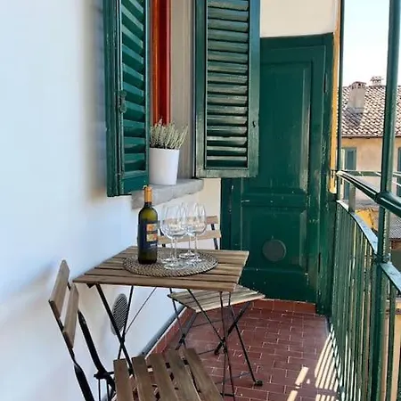 2-bedroom Flat In The Heart Of Centre * Μπέργκαμο